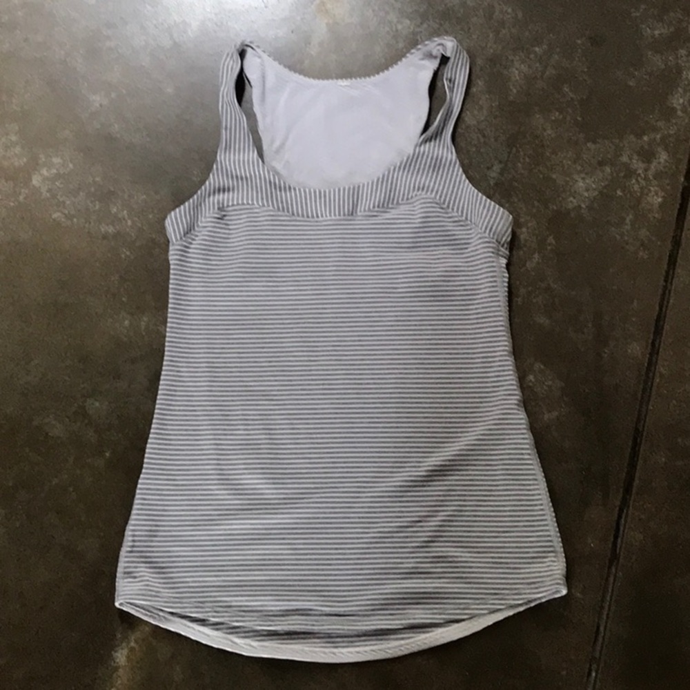 Lululemon tank